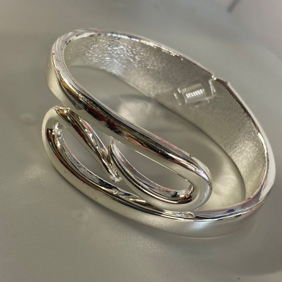 Cuff Wrap Silver Tone Bracelet Bangle Hinged Spring Adjustable Fashion Jewelry - Picture 13 of 16